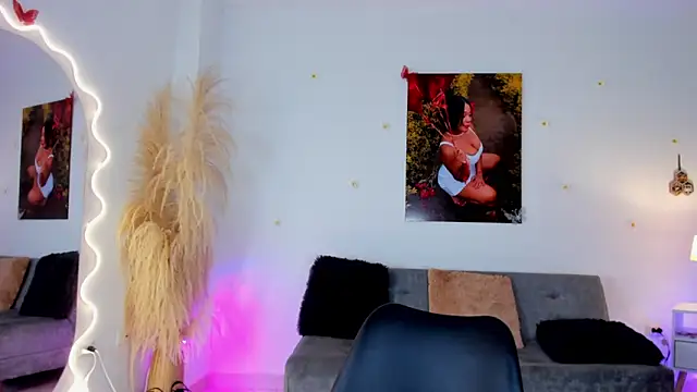 chantall smith online show from 11-29-25, 02:20