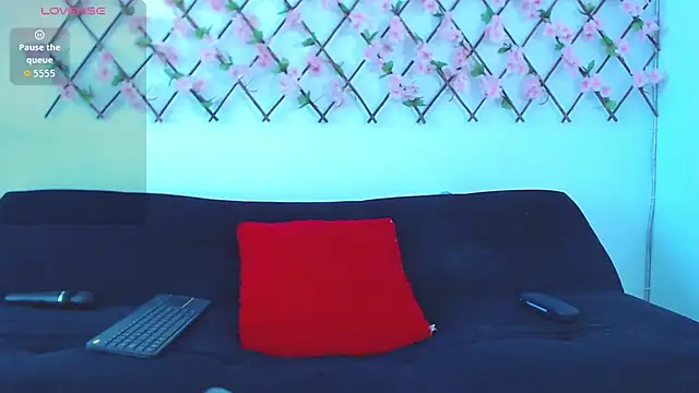 tiffany gomez9 online show from 11-08-25, 02:06