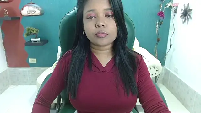 Snapshot of Melikasweetz chatting on 12-22-24, 05:42 Melikasweetz online show from 12-22-24, 05:42