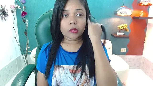 Snapshot of Melikasweetz chatting on 01-09-25, 05:33 Melikasweetz online show from 01-09-25, 05:33