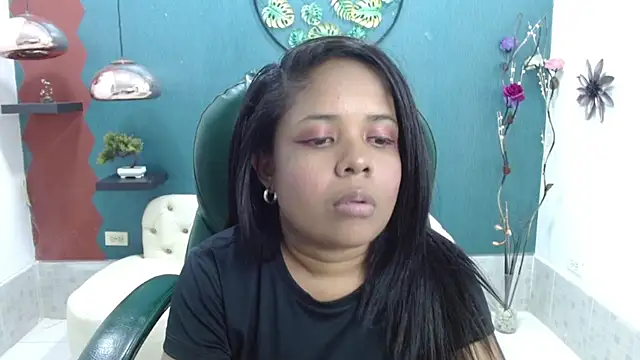 Snapshot of Melikasweetz chatting on 01-22-25, 05:28 Melikasweetz online show from 01-22-25, 05:28