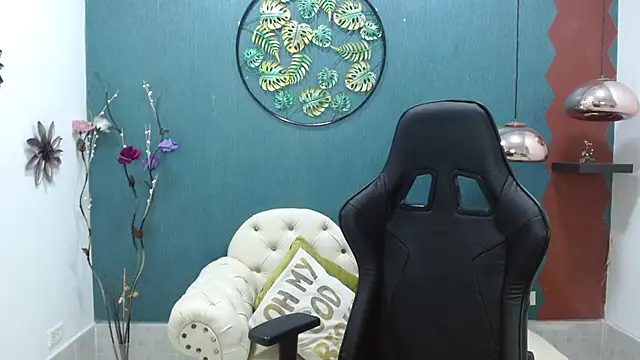 Snapshot of Melikasweetz chatting on 03-18-25, 05:21 Melikasweetz online show from 03-18-25, 05:21