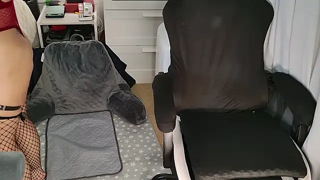 SpikedBella online show from 02-21-25, 09:32