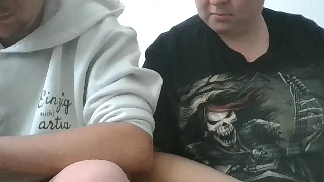 Geile versaute drecksau online show from 04-15-26, 03:41