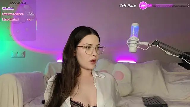 AokiAnna online show from 11-16-25, 10:32