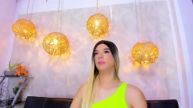 victoria aleia  online show from 02-13-25, 11:47