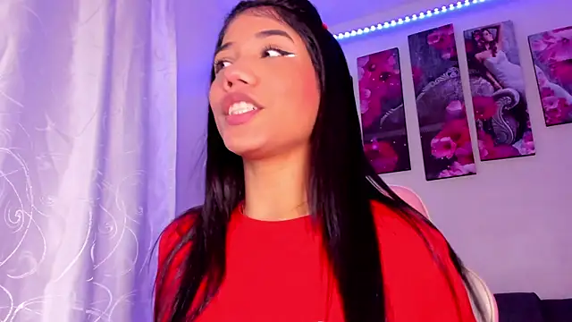 Snapshot of Alissarhys26 chatting on 12-08-24, 03:32 Alissarhys26 online show from 12-08-24, 03:32