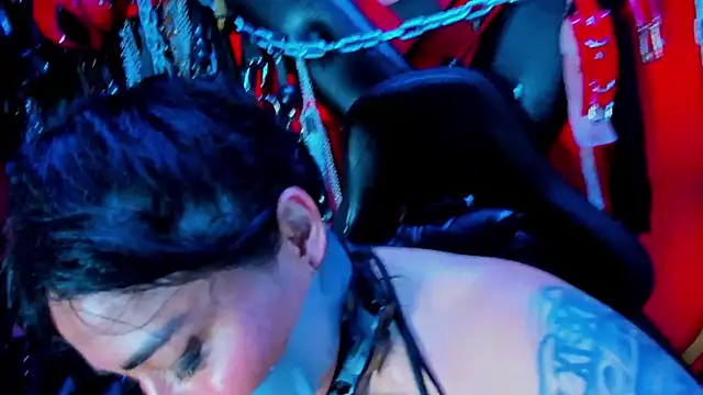 sadistic aradia online show from 01-30-25, 05:09