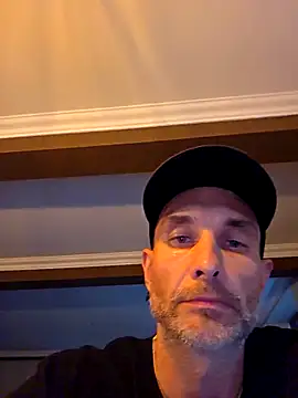 Snapshot of Edaras@xh chatting on 09-09-25, 04:50 Edarasxh online show from 09-09-25, 04:50