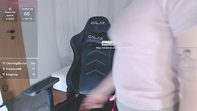 Lin SiYee online show from 01-23-25, 02:50