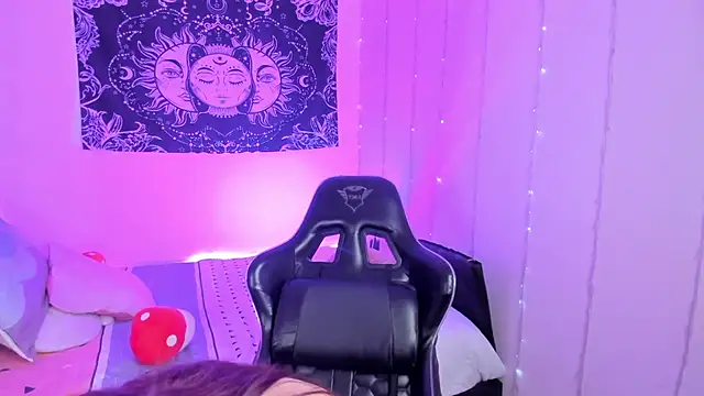 Fernanda   online show from 02-05-25, 08:32