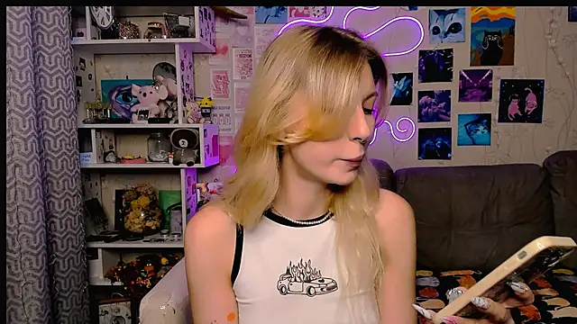 Snapshot of Maria_Hunt chatting on 12-05-24, 03:15 Maria Hunt online show from 12-05-24, 03:15