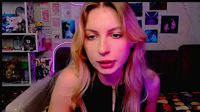 Snapshot of Maria_Hunt chatting on 12-06-24, 06:37 Maria Hunt online show from 12-06-24, 06:37