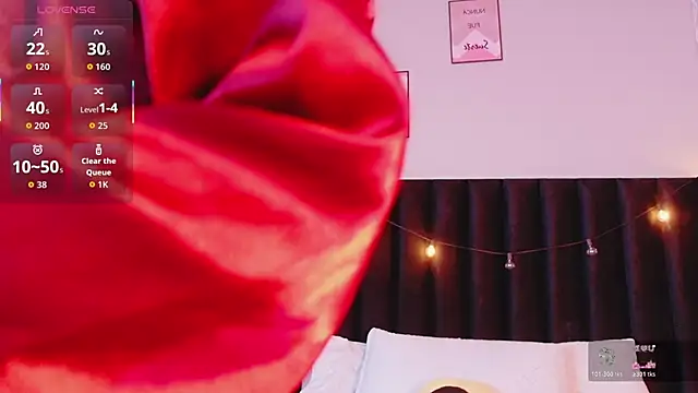 littleebluee online show from 11-19-25, 02:55