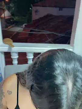 Snapshot of Pretty_Isadora chatting on 02-23-25, 12:19 Pretty Isadora online show from 02-23-25, 12:19