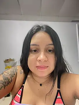 Snapshot of Pretty_Isadora chatting on 03-01-25, 01:32 Pretty Isadora online show from 03-01-25, 01:32