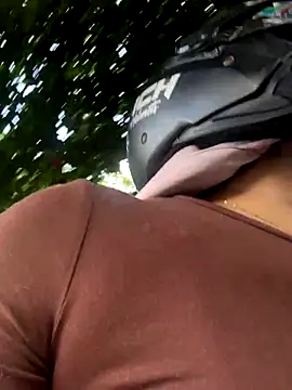 Snapshot of Pretty_Isadora chatting on 11-23-25, 07:02 Pretty Isadora online show from 11-23-25, 07:02