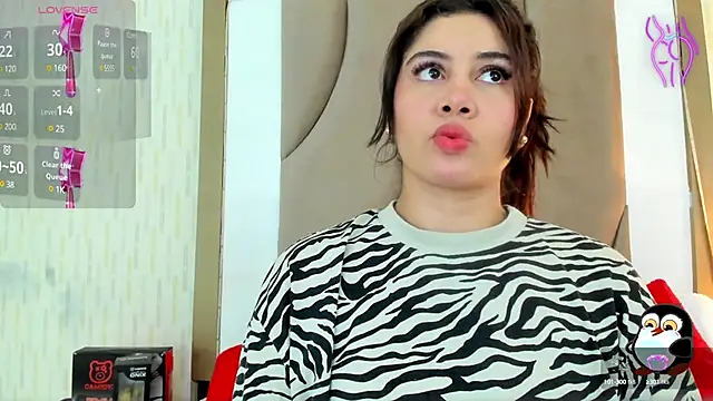 Snapshot of ThyaraJhons chatting on 01-28-25, 12:00 ThyaraJhons online show from 01-28-25, 12:00