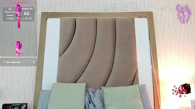 Snapshot of ThyaraJhons chatting on 02-10-25, 12:18 ThyaraJhons online show from 02-10-25, 12:18