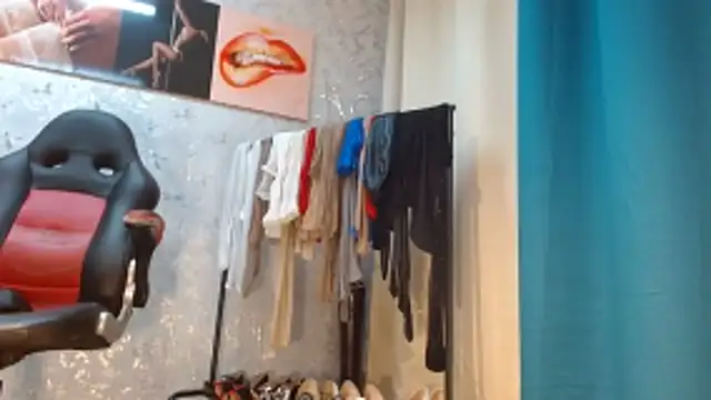 Samantabrown  online show from 02-14-26, 11:18