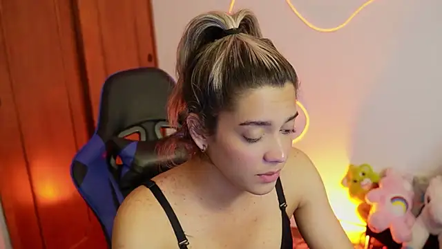 tay ler3 online show from 01-21-25, 08:19