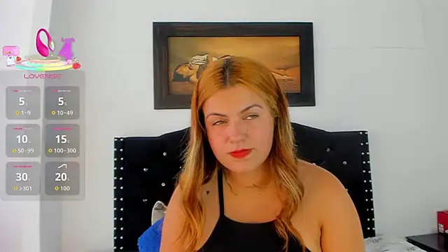 Alexandra Torress online show from 12-17-25, 05:41