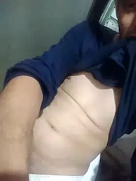 Snapshot of thiago1050 chatting on 09-18-25, 11:18 thiago1050 online show from 09-18-25, 11:18