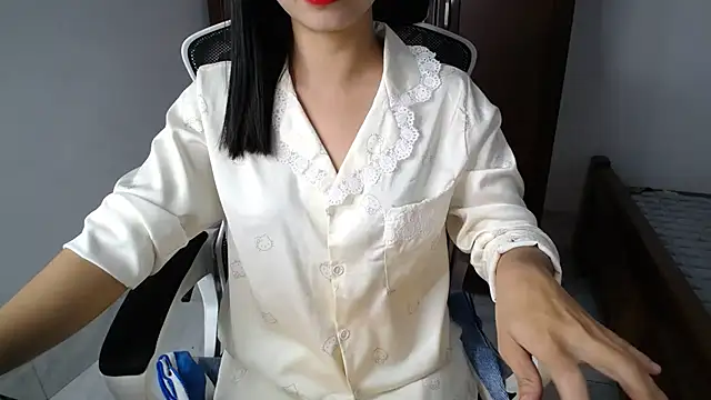 Snapshot of Lunobaby_204 chatting on 11-03-25, 01:51 Lunobaby 204 online show from 11-03-25, 01:51