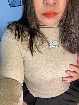 --Lyly-- online show from 01-14-25, 03:11