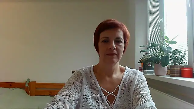 LoraLoraMay online show from 09-25-25, 01:48