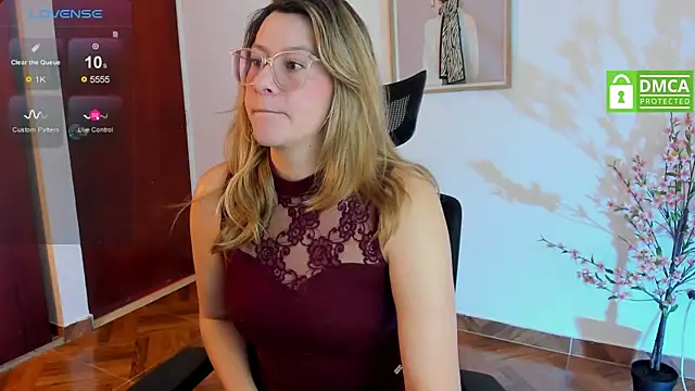 Chanelll Taylorr  online show from 01-14-25, 12:56