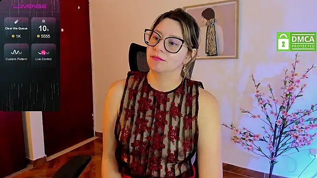 Chanelll Taylorr  online show from 02-04-25, 04:08