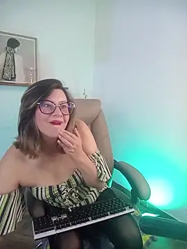 Chanelll Taylorr  online show from 01-10-26, 05:26