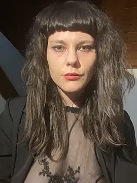 Snapshot of OniricFemme chatting on 03-06-25, 11:47 OniricFemme online show from 03-06-25, 11:47