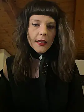 Snapshot of OniricFemme chatting on 03-07-25, 02:36 OniricFemme online show from 03-07-25, 02:36