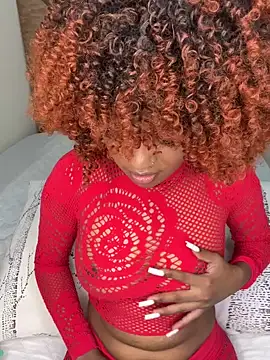 Snapshot of Star_Light2 chatting on 01-31-25, 03:52 Star Light2 online show from 01-31-25, 03:52