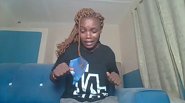 awino001 online show from 03-18-25, 09:43