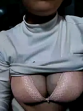 Milk Mom99 online show from 12-22-24, 03:11