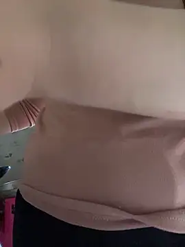 Milk Mom99 online show from 12-26-24, 04:32