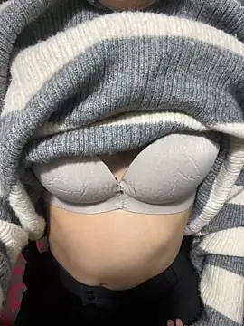 Milk Mom99 online show from 02-24-25, 09:21