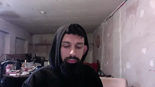 Snapshot of LoretoMx chatting on 10-13-25, 05:57 LoretoMx online show from 10-13-25, 05:57