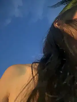 Snapshot of loly-yandere chatting on 01-18-25, 11:22 loly-yandere online show from 01-18-25, 11:22