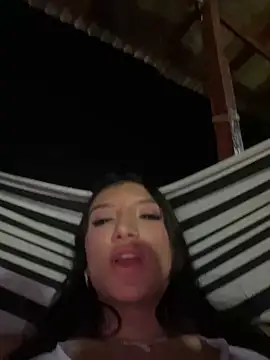 Snapshot of loly-yandere chatting on 02-18-25, 02:27 loly-yandere online show from 02-18-25, 02:27