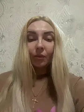 Snapshot of Aleksandrakis chatting on 12-31-24, 11:28 Aleksandrakis online show from 12-31-24, 11:28