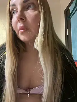 Snapshot of Aleksandrakis chatting on 01-21-25, 10:19 Aleksandrakis online show from 01-21-25, 10:19