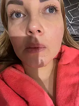 Snapshot of Aleksandrakis chatting on 02-15-25, 07:16 Aleksandrakis online show from 02-15-25, 07:16