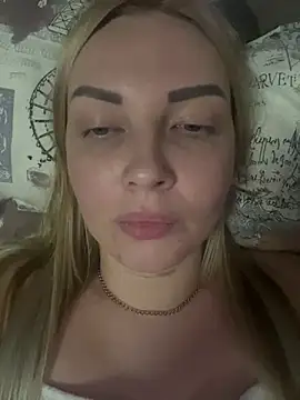 Snapshot of Aleksandrakis chatting on 03-17-25, 09:34 Aleksandrakis online show from 03-17-25, 09:34