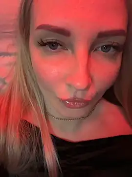 Snapshot of Aleksandrakis chatting on 09-29-25, 06:35 Aleksandrakis online show from 09-29-25, 06:35