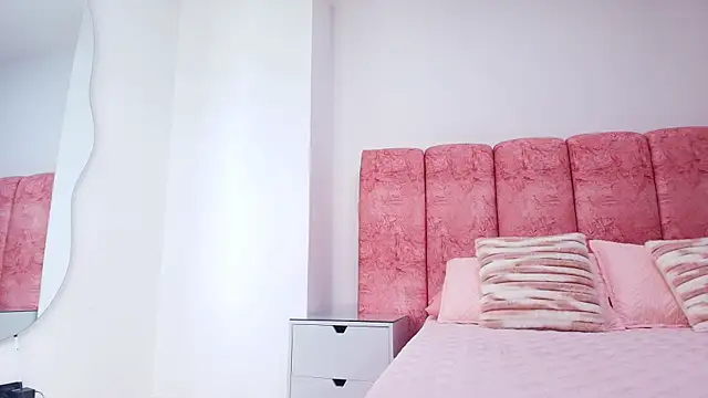 kendal rossi online show from 11-29-25, 12:08