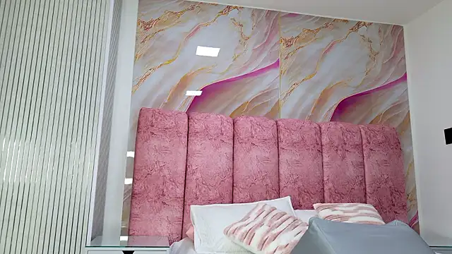 kendal rossi online show from 02-13-26, 12:01